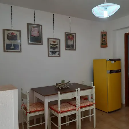 Tavernetta Corallo Isca Marina